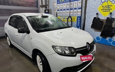Renault Logan II, 2016 год, 520 000 рублей, 2 фотография