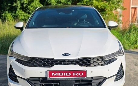 KIA K5, 2020 год, 2 500 000 рублей, 1 фотография