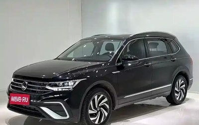 Volkswagen Tiguan II, 2023 год, 2 650 000 рублей, 1 фотография