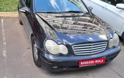 Mercedes-Benz C-Класс, 2004 год, 470 000 рублей, 1 фотография