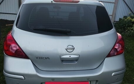 Nissan Tiida, 2011 год, 900 000 рублей, 8 фотография