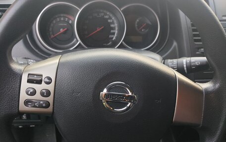 Nissan Tiida, 2011 год, 900 000 рублей, 16 фотография