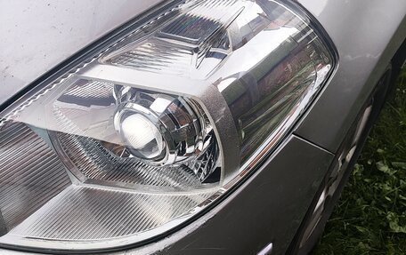 Nissan Tiida, 2011 год, 900 000 рублей, 14 фотография