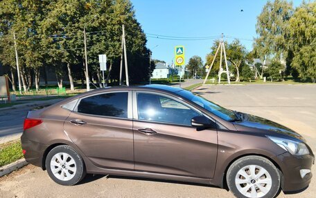 Hyundai Solaris II рестайлинг, 2016 год, 900 000 рублей, 5 фотография