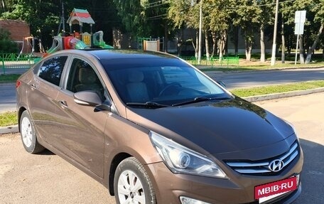 Hyundai Solaris II рестайлинг, 2016 год, 900 000 рублей, 3 фотография