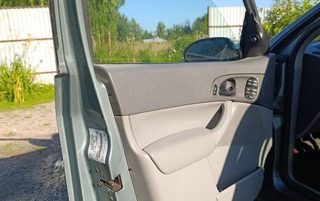 Ford Focus IV, 2005 год, 200 000 рублей, 12 фотография