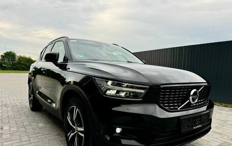 Volvo XC40 I, 2021 год, 2 600 000 рублей, 3 фотография