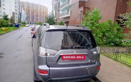 Mitsubishi Outlander III рестайлинг 3, 2011 год, 1 280 000 рублей, 4 фотография