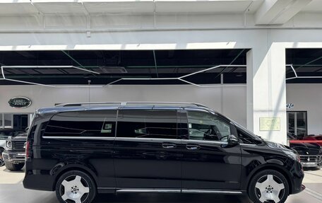 Mercedes-Benz V-Класс, 2026 год, 14 590 000 рублей, 8 фотография