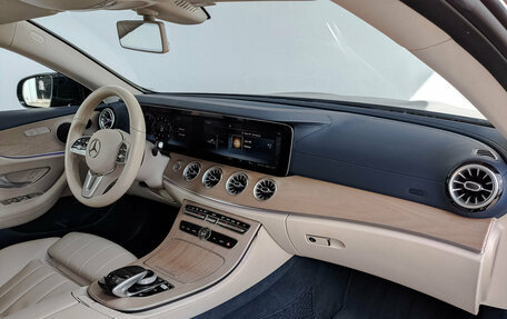 Mercedes-Benz E-Класс, 2020 год, 4 250 000 рублей, 13 фотография