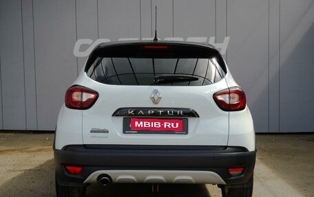 Renault Kaptur I рестайлинг, 2017 год, 1 189 000 рублей, 4 фотография