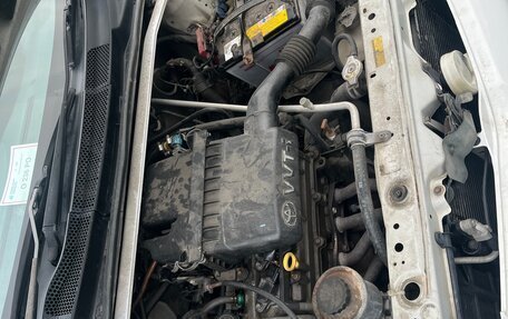Toyota Vitz, 2001 год, 340 000 рублей, 4 фотография