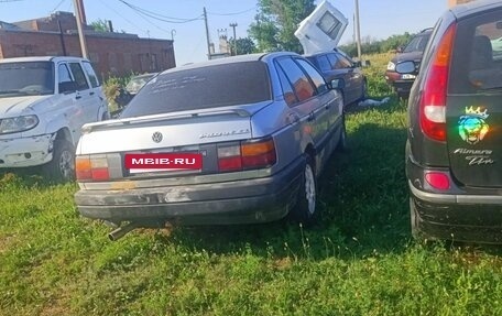 Volkswagen Passat B3, 1988 год, 95 000 рублей, 3 фотография