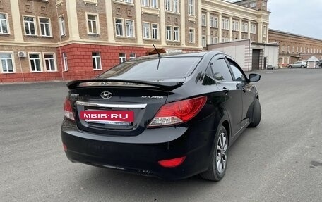 Hyundai Solaris II рестайлинг, 2013 год, 800 000 рублей, 4 фотография