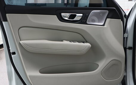 Volvo XC60 II, 2025 год, 7 250 000 рублей, 9 фотография