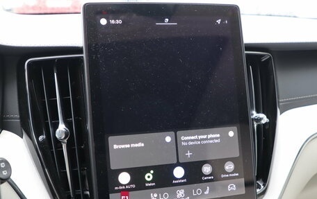 Volvo XC60 II, 2025 год, 7 250 000 рублей, 12 фотография