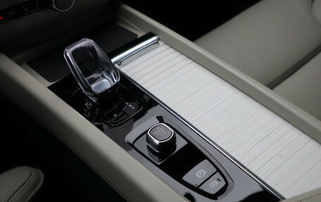 Volvo XC60 II, 2025 год, 7 250 000 рублей, 14 фотография