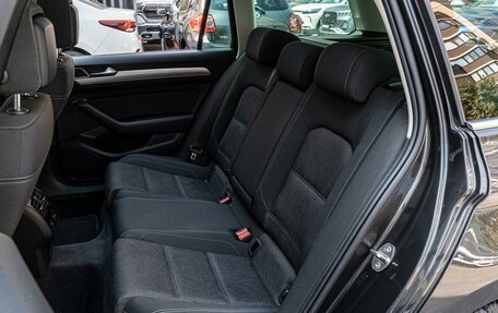 Volkswagen Passat B8 рестайлинг, 2019 год, 2 148 000 рублей, 9 фотография