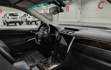 Toyota Camry, 2017 год, 1 690 000 рублей, 15 фотография