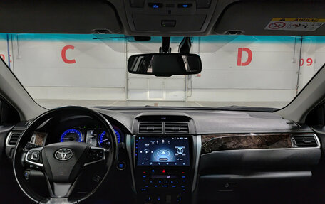 Toyota Camry, 2017 год, 1 690 000 рублей, 18 фотография