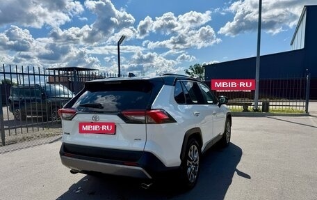 Toyota RAV4, 2019 год, 2 945 000 рублей, 7 фотография