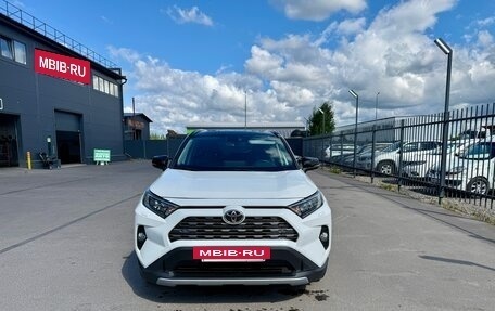Toyota RAV4, 2019 год, 2 945 000 рублей, 8 фотография