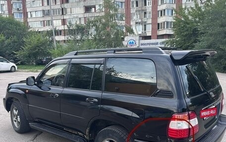Toyota Land Cruiser 100 рестайлинг 2, 2003 год, 1 650 000 рублей, 12 фотография