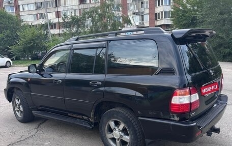 Toyota Land Cruiser 100 рестайлинг 2, 2003 год, 1 650 000 рублей, 11 фотография
