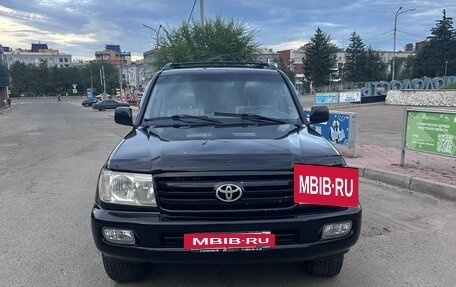 Toyota Land Cruiser 100 рестайлинг 2, 2003 год, 1 650 000 рублей, 14 фотография