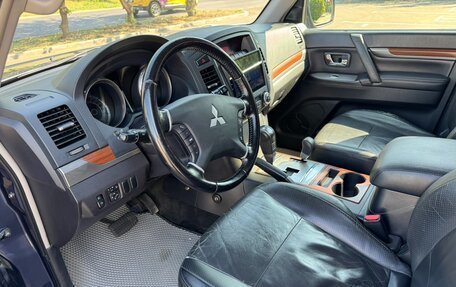 Mitsubishi Pajero IV, 2007 год, 1 500 000 рублей, 16 фотография