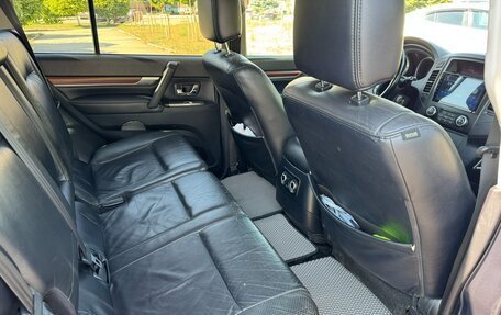 Mitsubishi Pajero IV, 2007 год, 1 500 000 рублей, 26 фотография