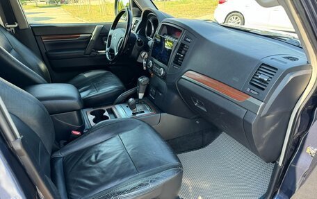 Mitsubishi Pajero IV, 2007 год, 1 500 000 рублей, 27 фотография