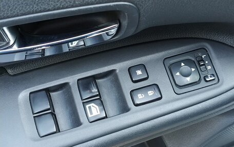 Mitsubishi Outlander III рестайлинг 3, 2014 год, 1 743 000 рублей, 7 фотография