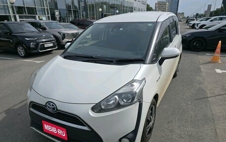 Toyota Sienta II, 2017 год, 1 419 000 рублей, 1 фотография