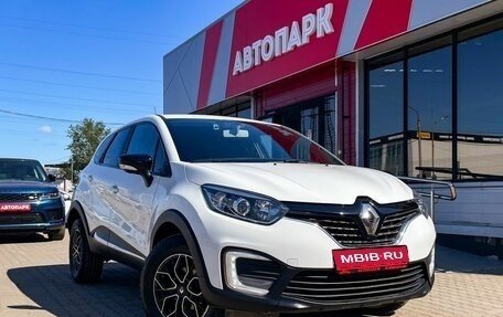 Renault Kaptur I рестайлинг, 2019 год, 1 179 000 рублей, 1 фотография