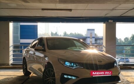 KIA Optima IV, 2018 год, 1 920 000 рублей, 3 фотография