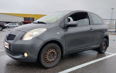 Toyota Yaris III рестайлинг, 2008 год, 320 000 рублей, 14 фотография