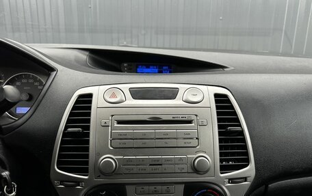 Hyundai i20 IB рестайлинг, 2010 год, 649 000 рублей, 14 фотография