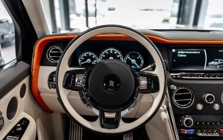 Rolls-Royce Cullinan, 2024 год, 34 500 000 рублей, 15 фотография