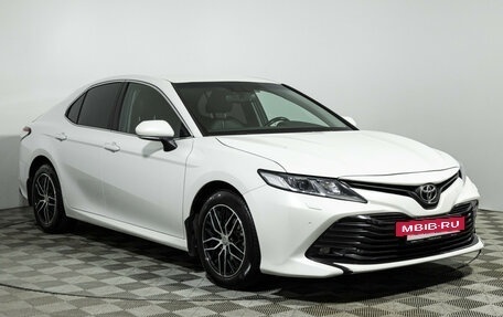 Toyota Camry, 2018 год, 2 399 585 рублей, 3 фотография