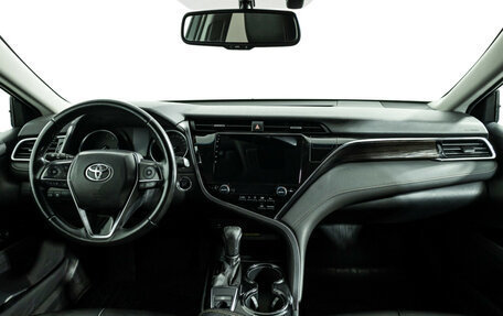 Toyota Camry, 2018 год, 2 399 585 рублей, 13 фотография