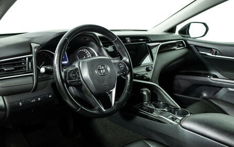 Toyota Camry, 2018 год, 2 399 585 рублей, 11 фотография