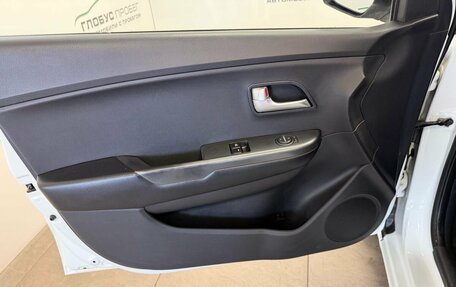 KIA Rio III рестайлинг, 2012 год, 835 000 рублей, 20 фотография
