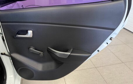 KIA Rio III рестайлинг, 2012 год, 835 000 рублей, 23 фотография