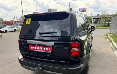 Toyota Land Cruiser Prado, 2024 год, 7 960 000 рублей, 5 фотография