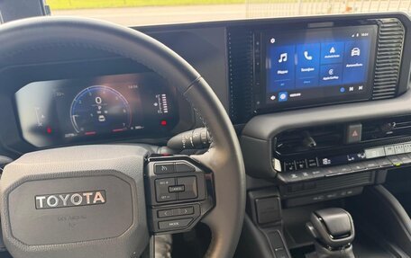 Toyota Land Cruiser Prado, 2024 год, 7 960 000 рублей, 15 фотография