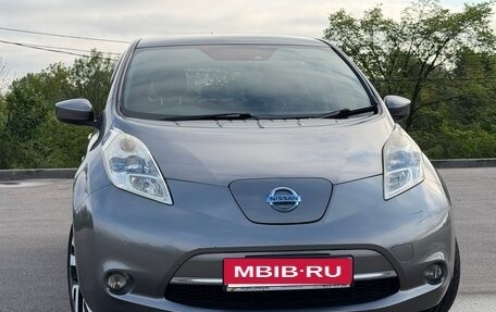 Nissan Leaf I, 2016 год, 990 000 рублей, 2 фотография