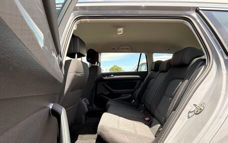 Volkswagen Passat B8 рестайлинг, 2022 год, 2 450 000 рублей, 14 фотография