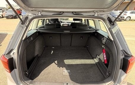 Volkswagen Passat B8 рестайлинг, 2022 год, 2 450 000 рублей, 17 фотография
