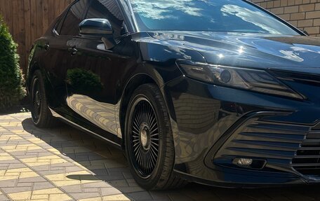 Toyota Camry, 2023 год, 3 000 000 рублей, 3 фотография